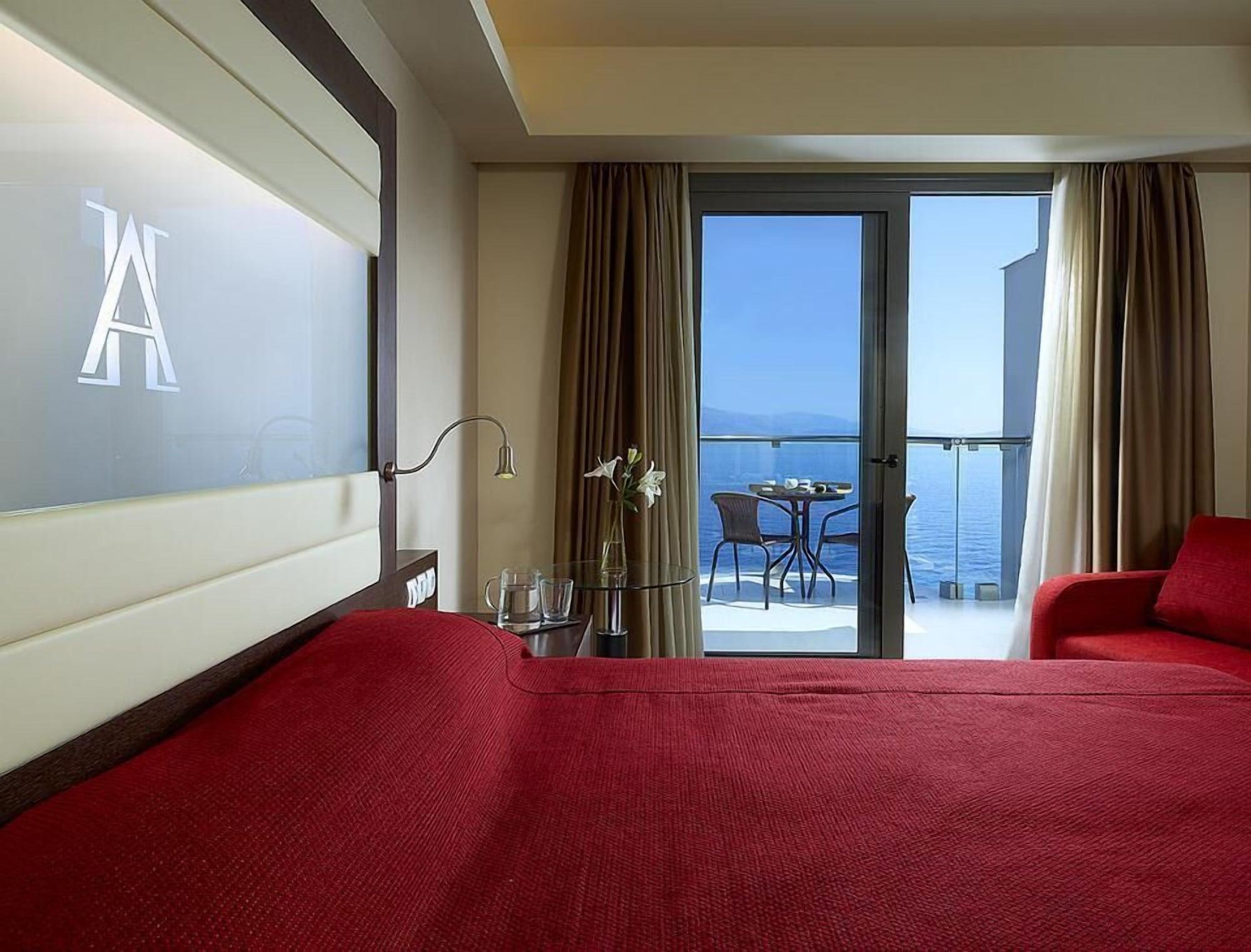 Arion Hotel Xylokastro Bagian luar foto