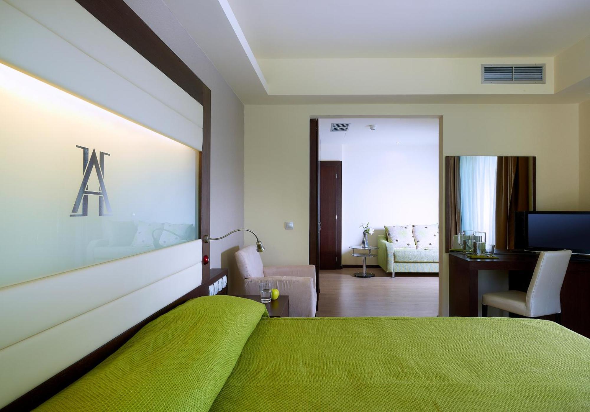 Arion Hotel Xylokastro Bagian luar foto
